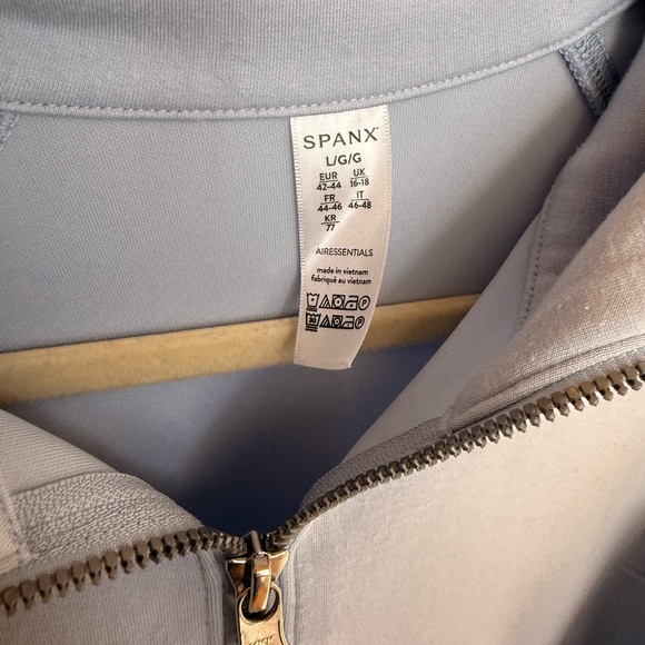Spanx Air Essentials Sky Blue Sweatshirt Size L - Picture 7 of 7